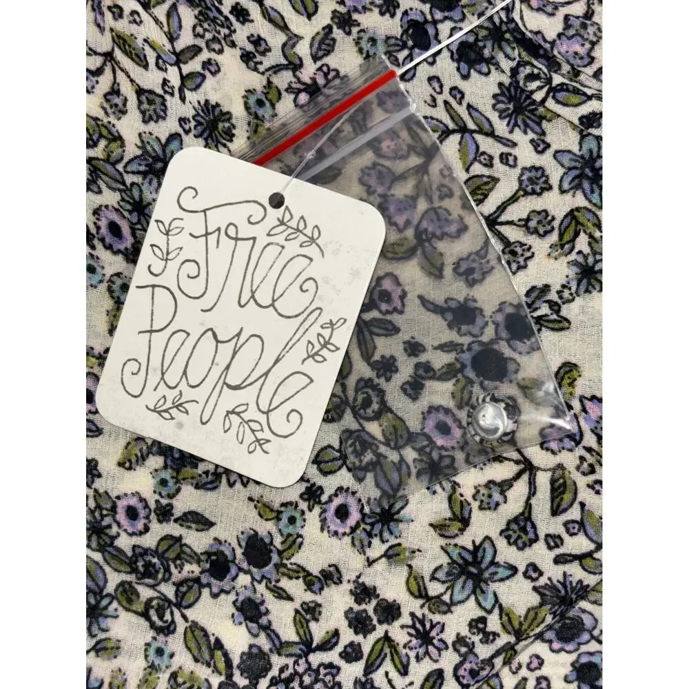 Free People Floral Smocked Blouse Size Large NEW - Picture 5 of 12